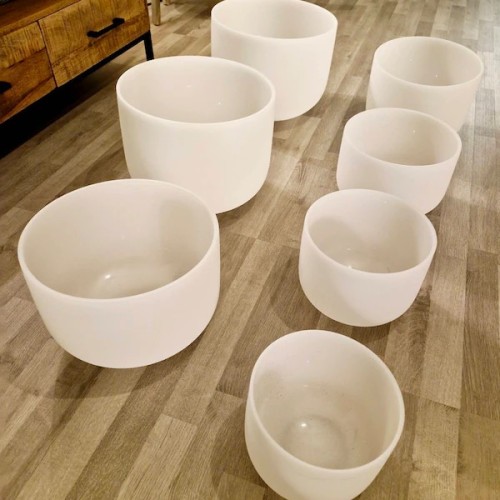 7 PCS 6"-12"/7"-13"/8"-14" Classic White Crystal Singing Bowl Set For Sound Healing Meditation Bowls in Perfect Pitch With Carry Bags